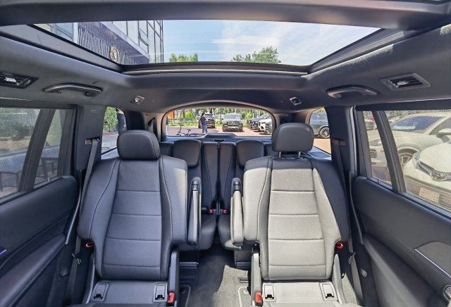 2022 Mercedes-Benz GLS450 Six-seat Luxury Captain's Seat