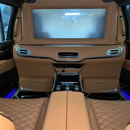 SUV Universal Auot Seat With Car Partition